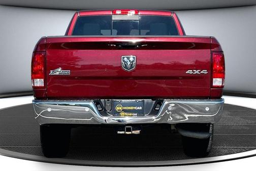Delmonico Red Pearlcoat 2018 RAM 1500 Big Horn