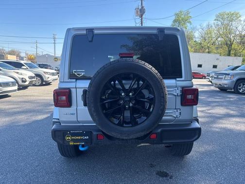 2024 Jeep Wrangler 4xe Sahara