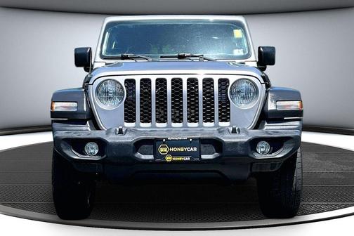 Billet Silver Metallic Clearcoat 2020 Jeep Gladiator Sport