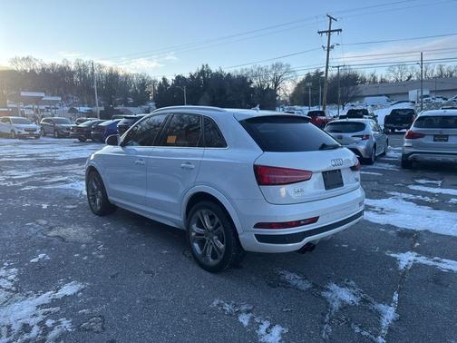 2016 Audi Q3 2.0T Prestige