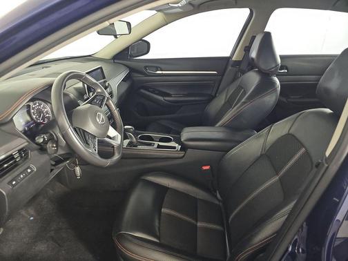 Deep Blue Pearl 2023 Nissan Altima 2.5 SR