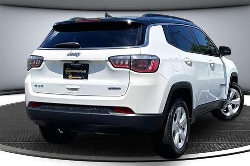White Clearcoat 2019 Jeep Compass Latitude