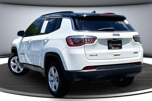 White Clearcoat 2019 Jeep Compass Latitude
