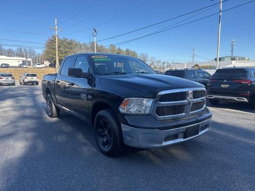 2019 RAM 1500 Classic SLT