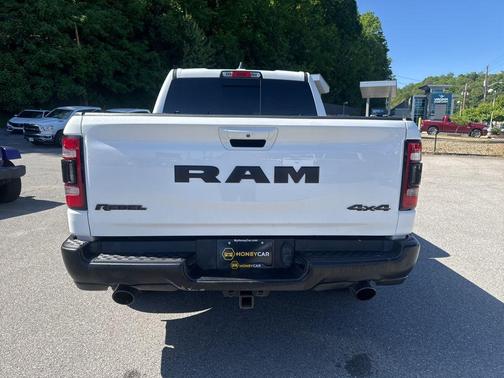 Bright White Clearcoat 2019 RAM 1500 Rebel