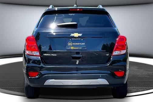 Mosaic Black Metallic 2019 Chevrolet Trax LT