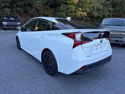 2022 Toyota Prius L