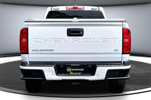 Summit White 2022 Chevrolet Colorado LT