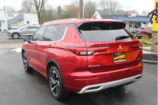 2022 Mitsubishi Outlander SEL