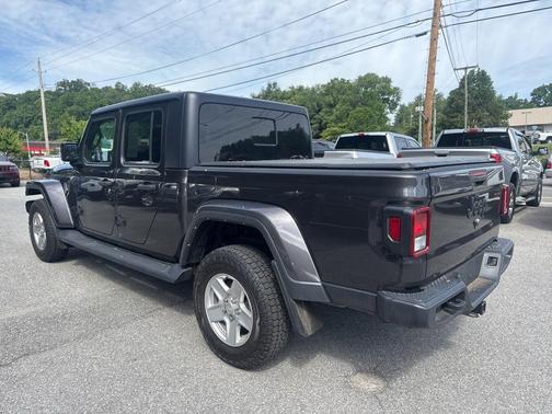 Granite Crystal Clearcoat Metallic 2022 Jeep Gladiator Sport