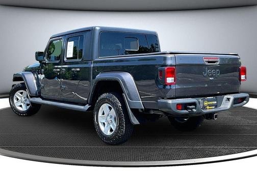 Granite Crystal Clearcoat Metallic 2022 Jeep Gladiator Sport