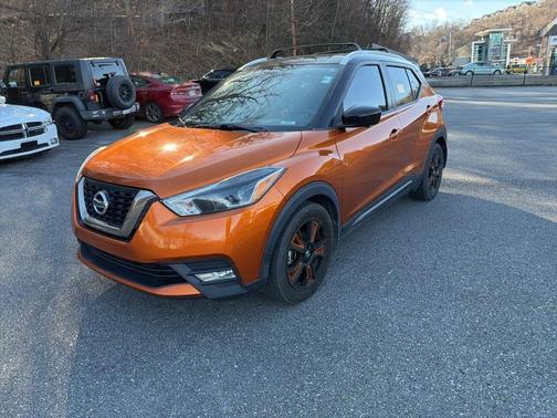 2019 Nissan Kicks SR
