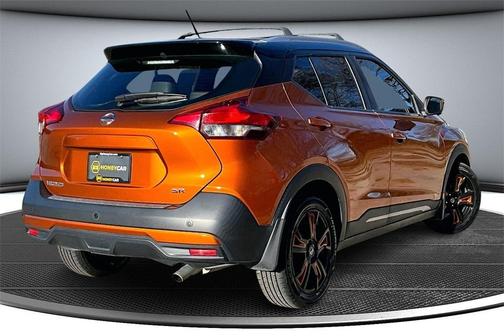 2019 Nissan Kicks SR