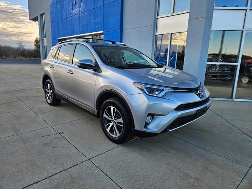 2016 Toyota RAV4 XLE