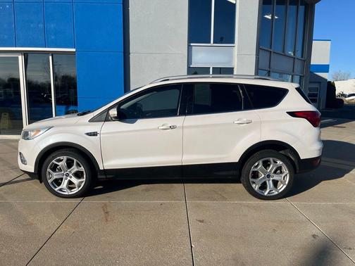 2019 Ford Escape Titanium