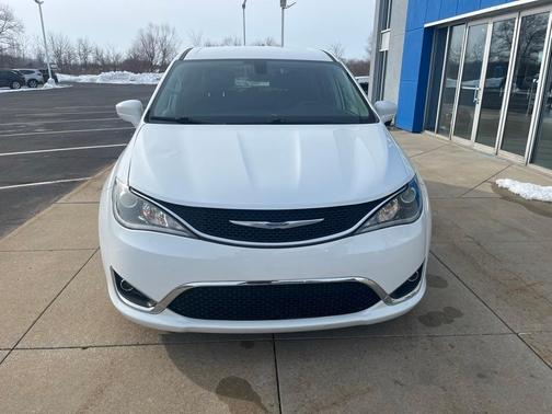 2018 Chrysler Pacifica Touring Plus