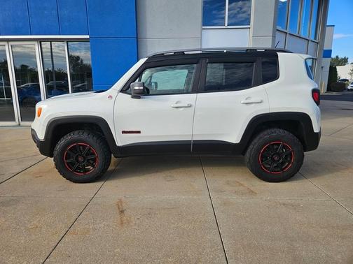 2015 Jeep Renegade Trailhawk