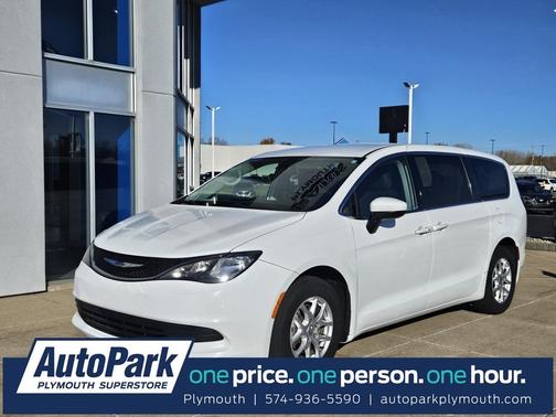 2020 Chrysler Voyager LX