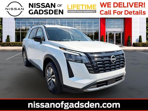 Everest White Pearl Tricoat 2026 Nissan Pathfinder SL