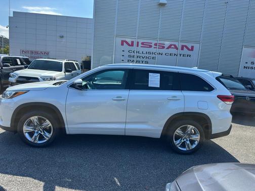 2017 Toyota Highlander Limited