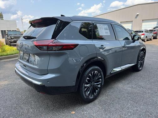 2025 Nissan Rogue Platinum