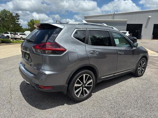 2020 Nissan Rogue SL