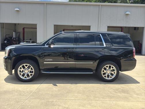 2017 GMC Yukon SLE