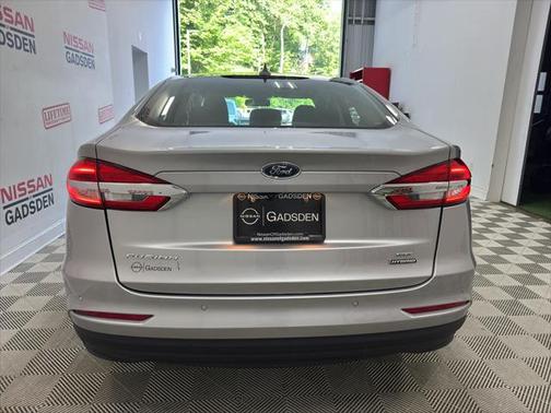 2020 Ford Fusion Hybrid SE