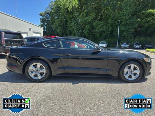 2017 Ford Mustang V6
