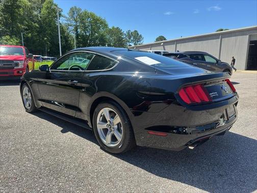 2017 Ford Mustang V6