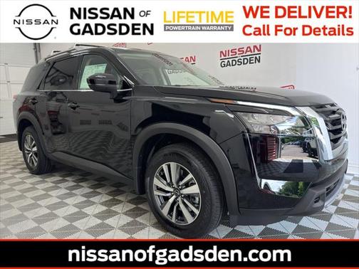 2025 Nissan Pathfinder SL 4WD