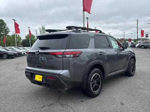 2025 Nissan Pathfinder Rock Creek 4WD