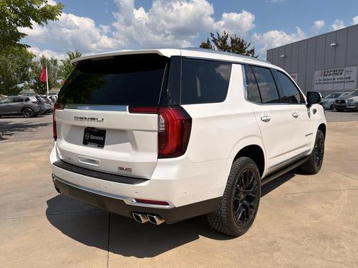 White Frost Tricoat 2025 GMC Yukon Denali