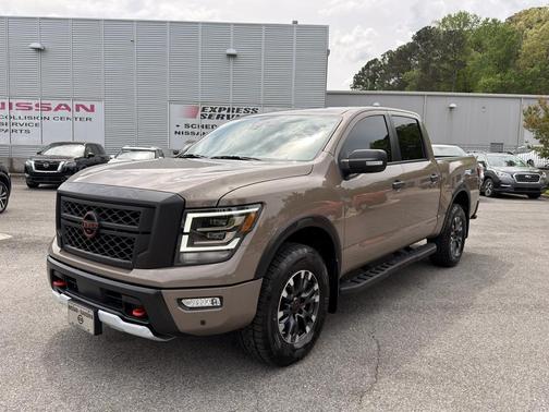 2023 Nissan Titan PRO-4X