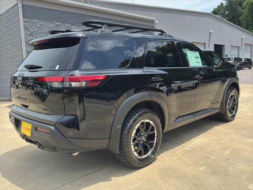 2025 Nissan Pathfinder Rock Creek 4WD
