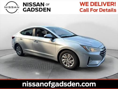 2019 Hyundai ELANTRA SE