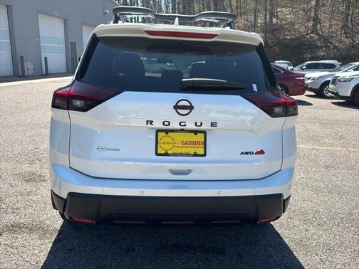 2025 Nissan Rogue Rock Creek