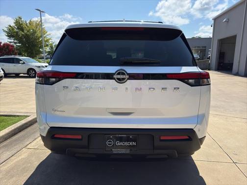 2025 Nissan Pathfinder SV FWD