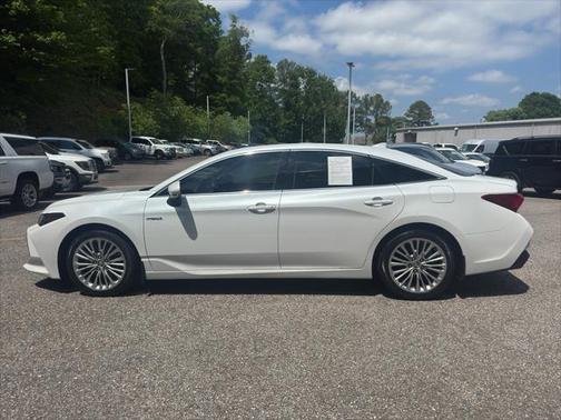 2020 Toyota Avalon Hybrid Limited