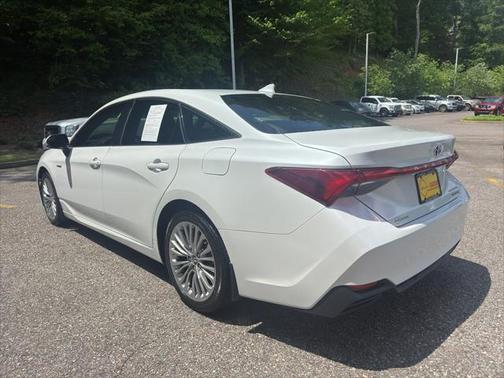 2020 Toyota Avalon Hybrid Limited