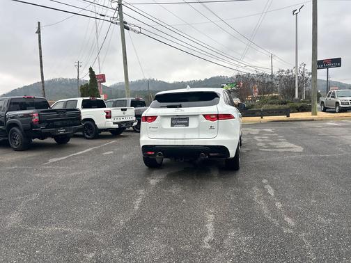 2017 Jaguar F-PACE S