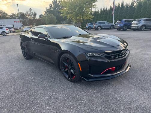 2022 Chevrolet Camaro RWD Coupe LT1
