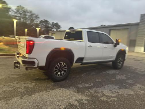 2021 GMC Sierra 2500 AT4