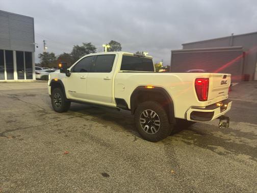 2021 GMC Sierra 2500 AT4