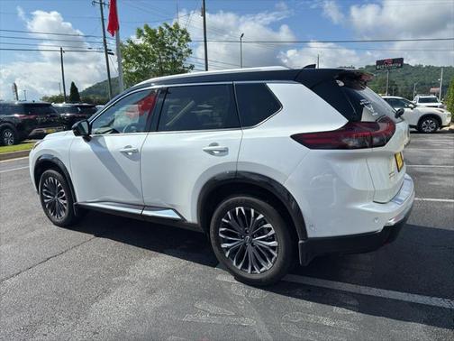 2024 Nissan Rogue Platinum