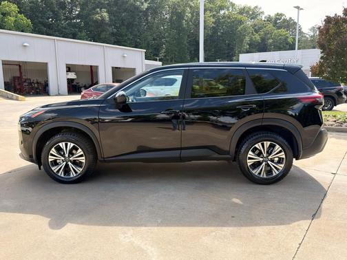 Super Black 2023 Nissan Rogue SV