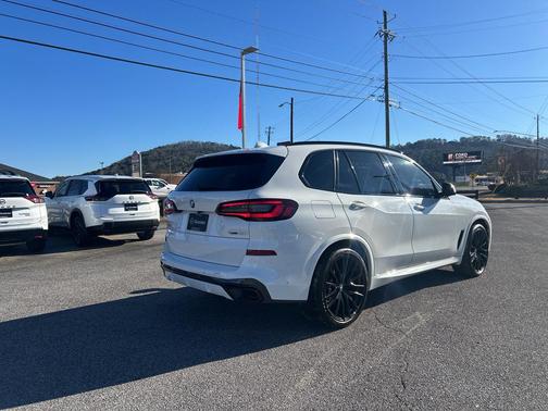 2022 BMW X5 sDrive40i