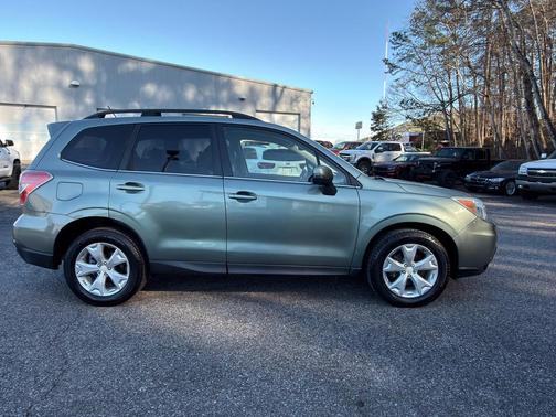 2014 Subaru Forester 2.5i Touring