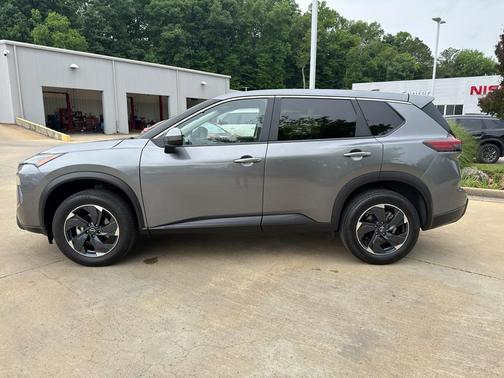 Gun Metallic 2024 Nissan Rogue SV