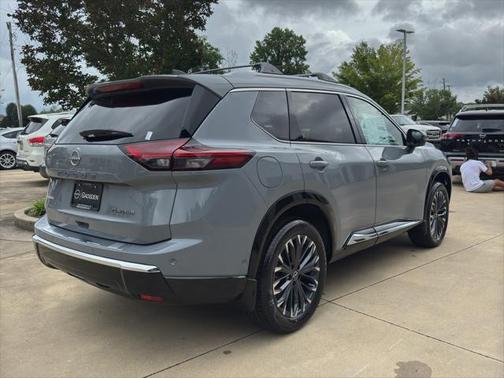 2025 Nissan Rogue Platinum